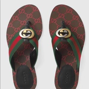 GG thong Web sandal size 8 in women